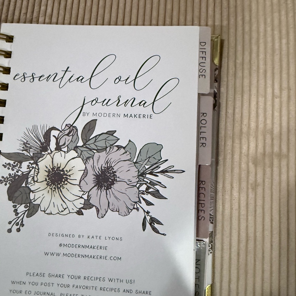 Essential Oils Notebook - Picture 2 of 2